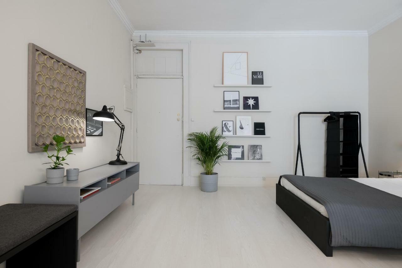 Baixa24 •P1L• Amplo Estudio Na Baixa Com Varanda ปอร์โต ภายนอก รูปภาพ